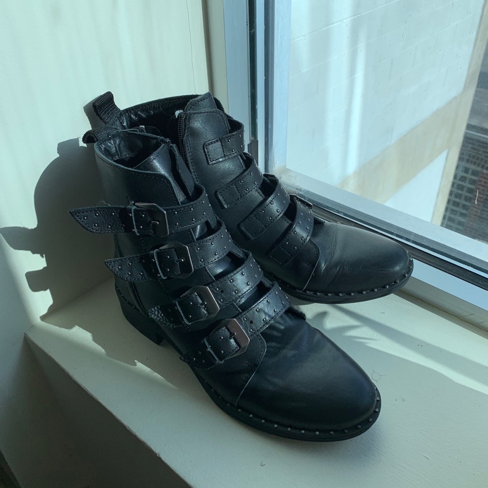 Steve Madden black studded buckle moto boots!